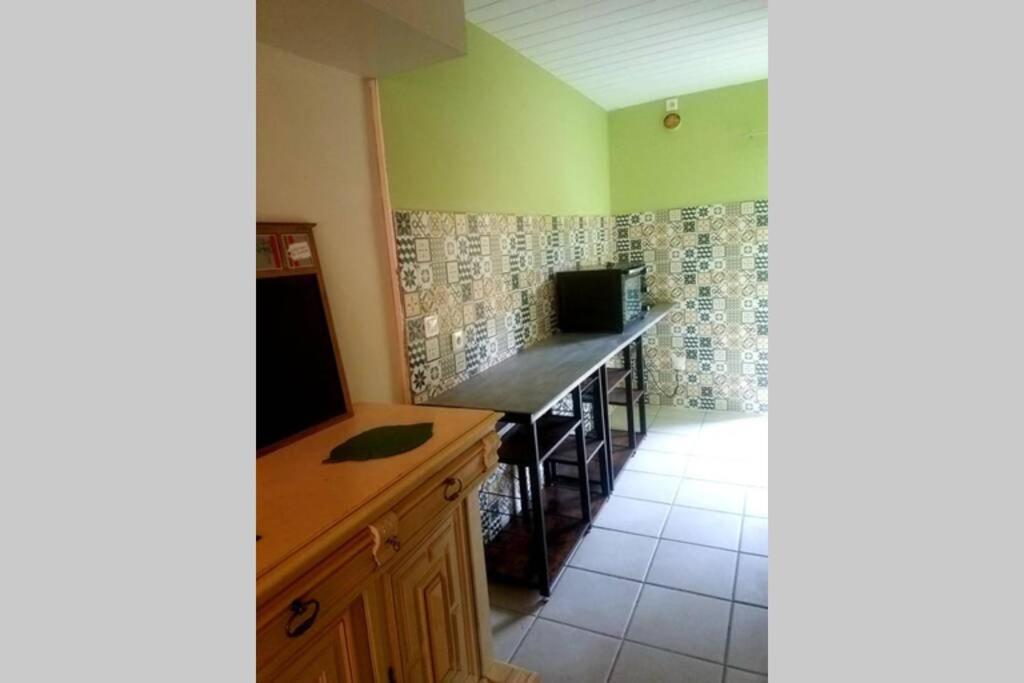 Petit gîte ou chambre d'hôtes 2/4 personnes Buffieres Extérieur photo