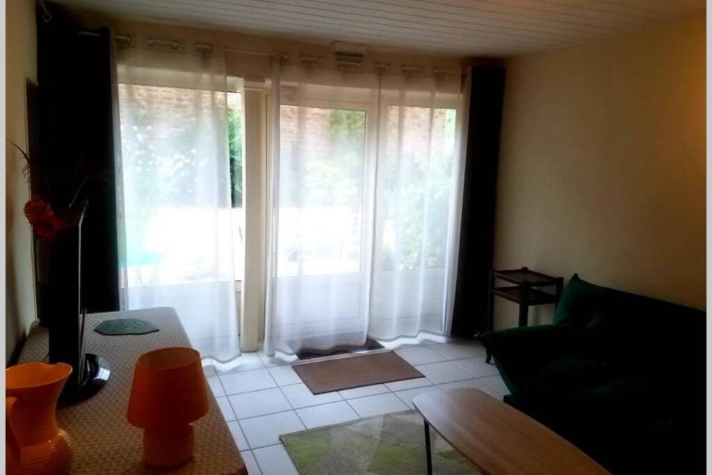 Petit gîte ou chambre d'hôtes 2/4 personnes Buffieres Extérieur photo